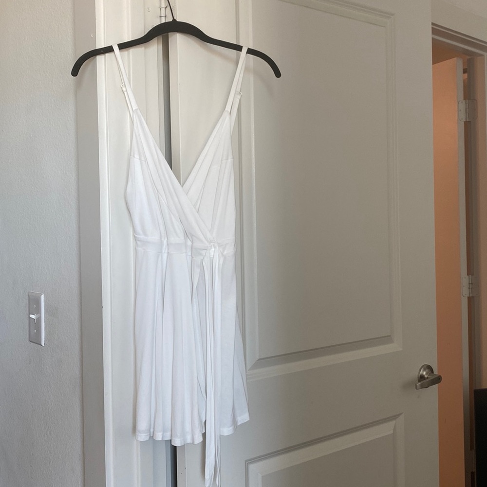 kimchi blue by URBAN OUTFITTERS (OU) romper